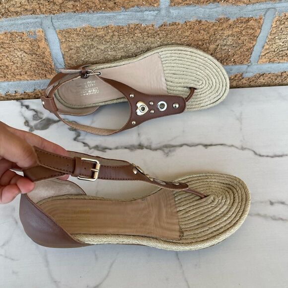LOVE MOSCHINO LEATHER GOLD SANDLES SIZE 40.5 - Picture 3 of 9